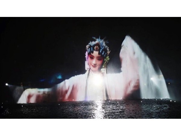 錯過了平安夜的音樂噴泉，不能再錯過30號的！